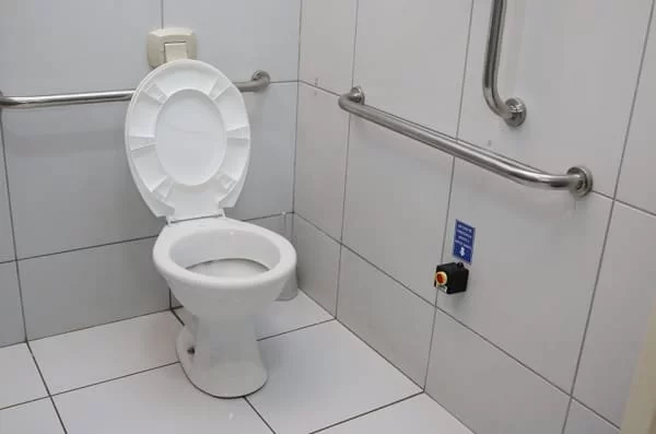 Vaso sanitário entope com frequência? Saiba o porquê!